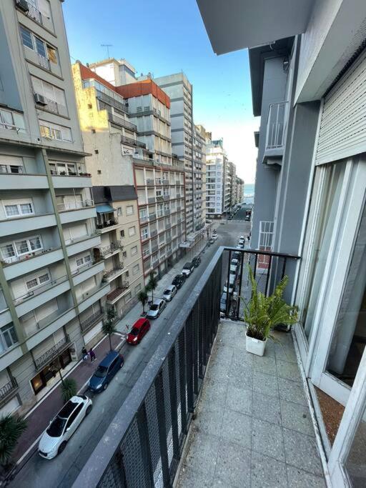 Comodo 3 Ambientes Cercano A La Playa! Apartamento *